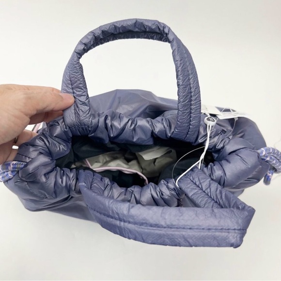 Wild Fox NWT puffer bag/backpack lavender-grey - Picture 4 of 9